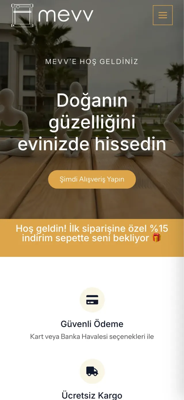 390 piksel genişliğinde bir telefon ekranında mevvshop.com ana sayfası: logo, menü düğmesi ve hero manşeti